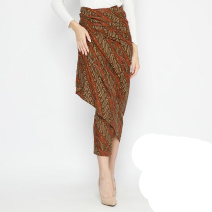 Moderne Kebaya Batik-wikkelrok voor dames oranjebruin