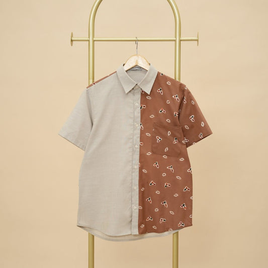 Casual Tradition: Short-Sleeved Brown Batik Shirt for Men, Men, Men'S Batik Shirts, Batik Shirts, Batiks, Formal Shirt For Men