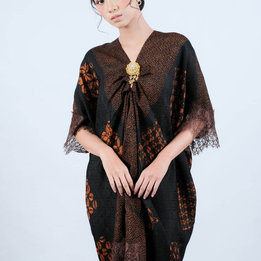 Sehen Sie elegant und bequem aus mit diesem braunen Viskose-Kaftan-Batik-Puspita-Kleid, Damenkleid, Batik-Bluse, Batik-Kleid, Batik-Kaftan 