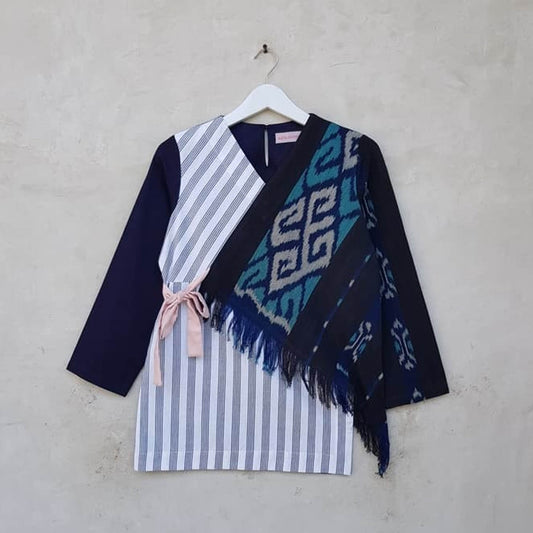 Trendy batikshirt: gemengd gestreept weefsel voor een aantrekkelijke casual stijl, damesjurk, blouse moderne batiktops, damesblouse, batikblouse