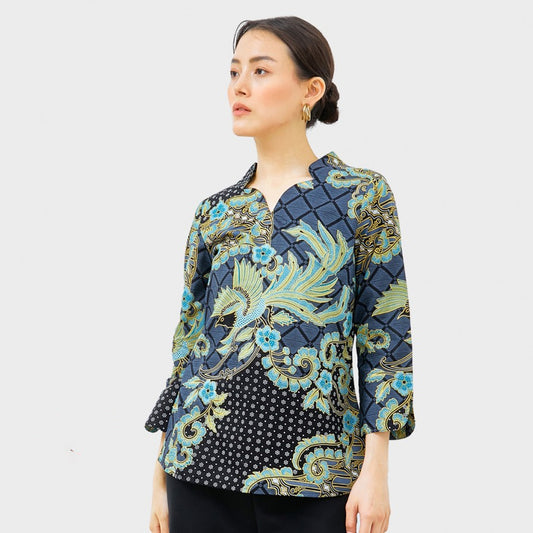 Adhara Women's Blouse: Combination of Style and Tradition, Women's Batik, Women's Blouse, Batik Blouse, Designer Blouse, Women's Blouse