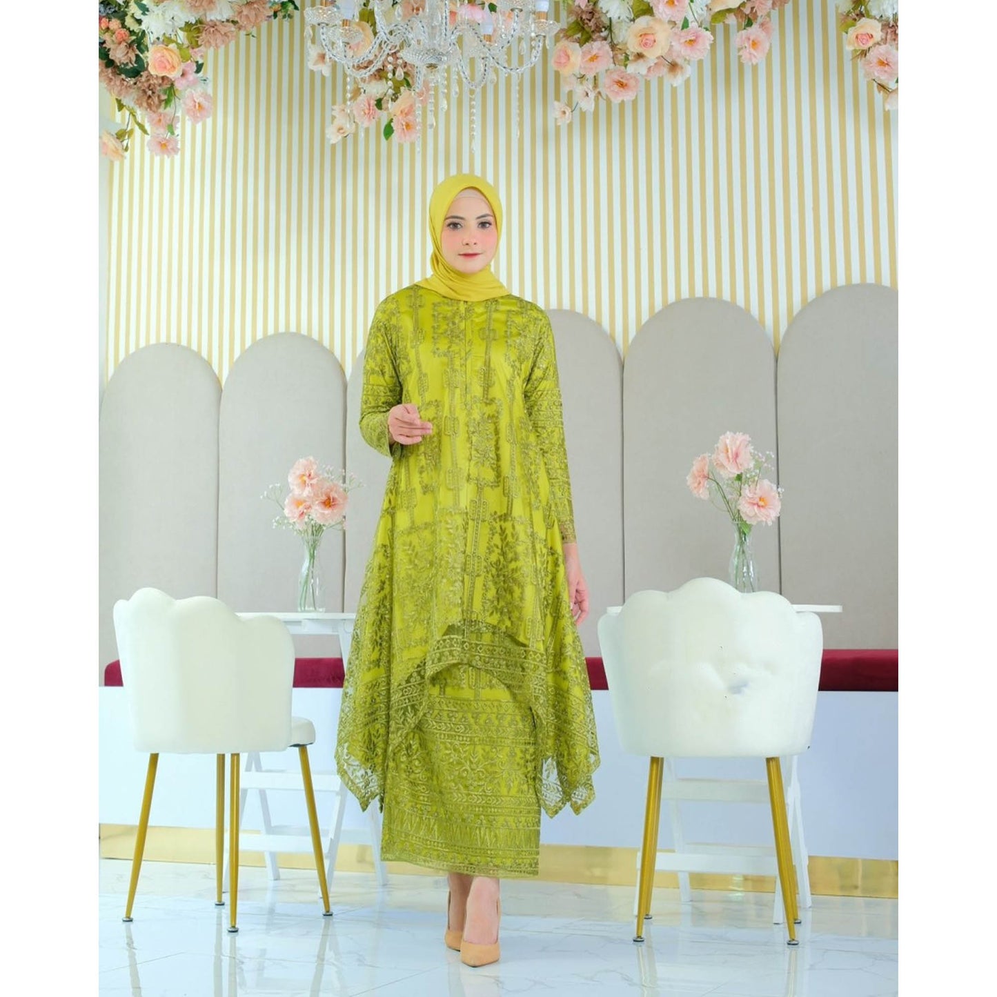 Women's Tille Brocade Kebaya Suit: A Combination of Grace and Beauty of Color, Kebaya Dress, Kebaya Modern, Kebaya Encim, Kebaya Set