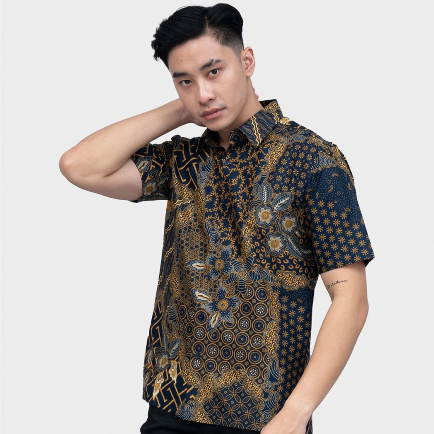 Timeless Charm: Mada Navy Regfit Batik Shirt for Casual Wear, Stylish Men, Men Batik, Batik, Shirt, Batik Shirt, Formal Shirt For Men