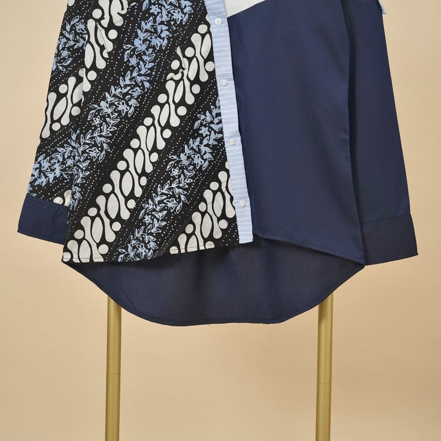 Quirky Sophistication: Navy Batik Top for a Distinct Look, Women Dress,Blouse Modern Batik Tops, Women Blouse, Batik Blouse, Batik for Women