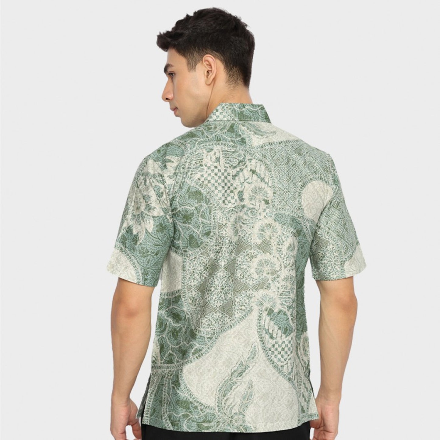 Green Vibes: Ardiya Regfit Batik Kemeja with Short Sleeves, Stylish Men, Men Batik, Batik, Shirt, Batik Shirt, Formal Shirt For Men