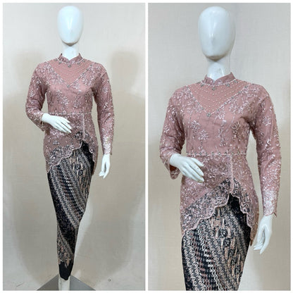 7/8 mouwen Kularu Brocade Kebaya: een klassiek tintje met een moderne uitstraling, Kebaya-jurk, Kebaya Modern, Kebaya-set, Kebaya Encim