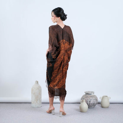 Look elegant and comfortable with this Brown Viscose Kaftan Batik Puspita Dress, Women Dress, Batik Blouse, Batik Dress, Batik Kaftan