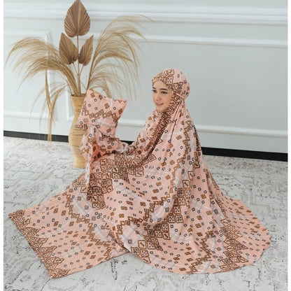 Latest Mukena Fashion: All Over Pearls for a Charming Appearance, Muslim prayer outfit, Gamis dress, Prayer dress women, Jilbab dress