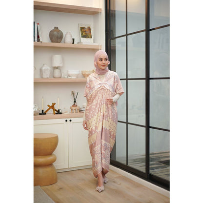 Eid Kaftan: Classy Eid Style with a Different Kaftan, Batik Dress, Batik, Boho Dress, Ethnic Dress, Kaftan Batik