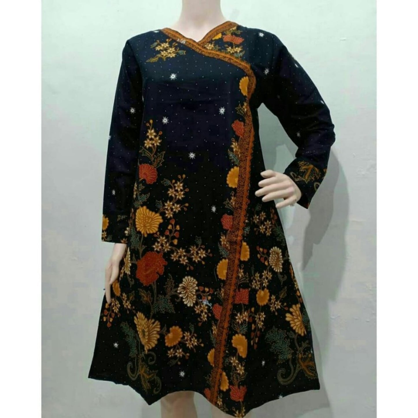 The Beauty of Batik: Women's Jumbo Dress Batik Tunic for a Character Look, Ethnic Dress, Women Dress, Women Formal, Women Blouse