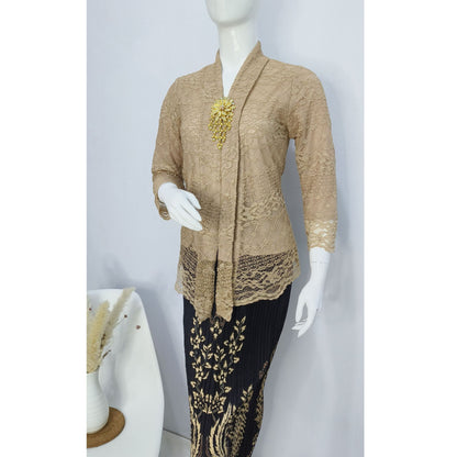 Simple Kebaya: A simple but still elegant kebaya design for various occasions, Kebaya Dress, Kebaya Modern, Kebaya Set, Kebaya Encim