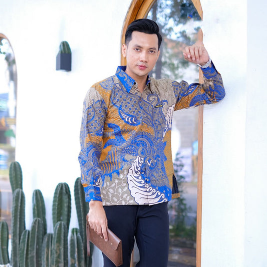 Bramantya Premium Men's Batik Shirt Fine Cotton Fabric with Double Lining