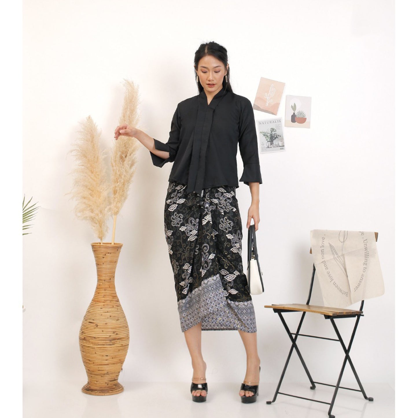 Stylish and Trendy Kutubaru Kebaya Set with Batik Skirt Perfect for Graduation and Special Occasion