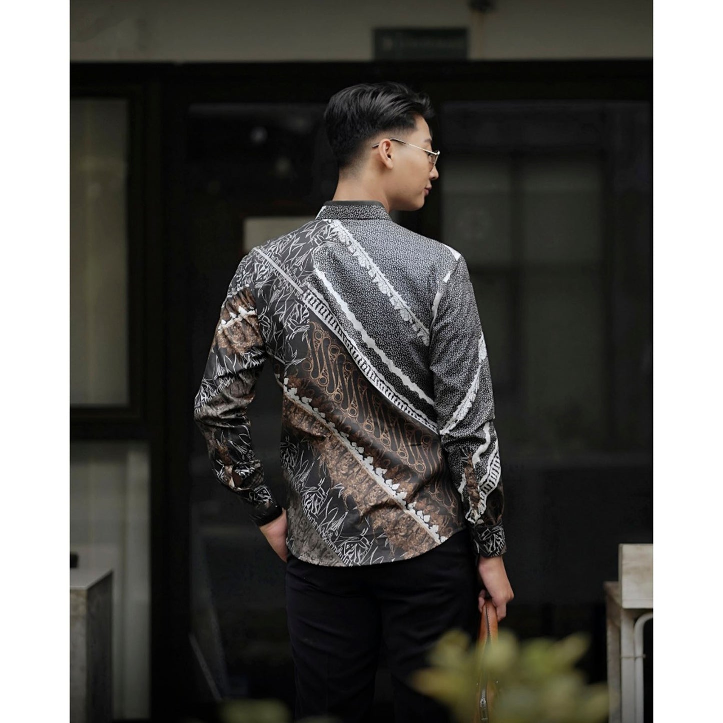 Mensbatik Pharang Pamungkas Contemporary Long Sleeve Men's Batik Shirt