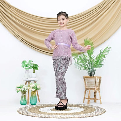 Children's Ribbon Kebaya Suit Elegant Traditional Attire for Special Occasions