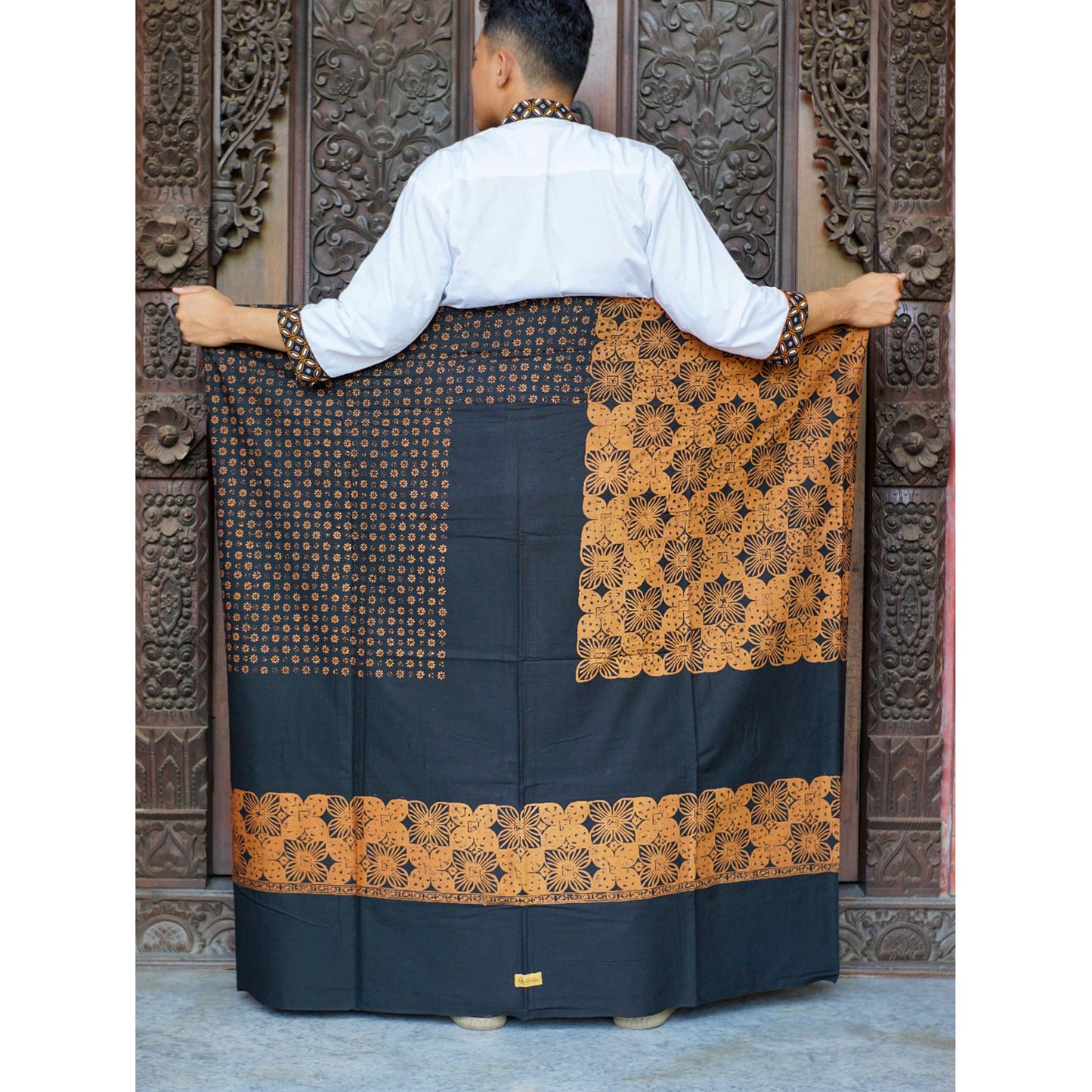 Village Premium Batik Sarong Truntum Motif