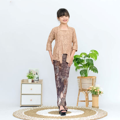 Children's Polararu Kebaya Suit with Batik Plisket Skirt