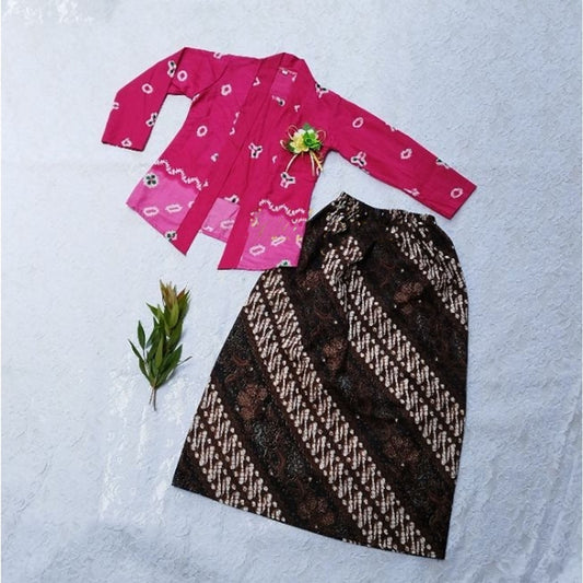 Children's Polka Dot Jumputan Kebaya Suit Beautiful and Traditional