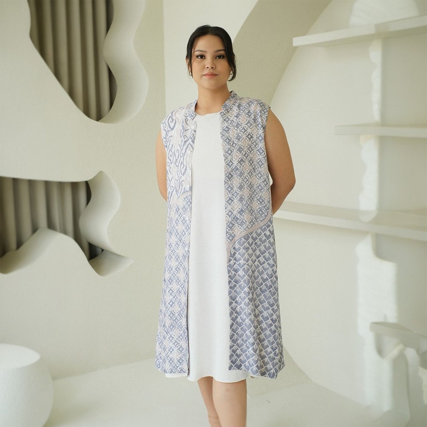 Batik Ratu Talitha Blue and White Patterned Tunik Dress Outer