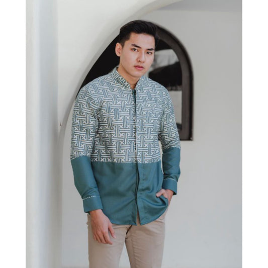 Wardah Batik Shirt Classic Style in Elegant Wardah Hue