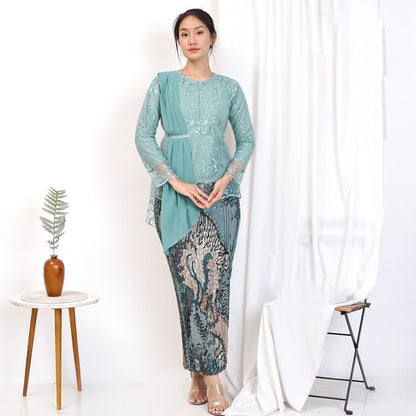 Exquisite Ceruty Brocade Kebaya Set Batik Plisket Skirt with Shawl