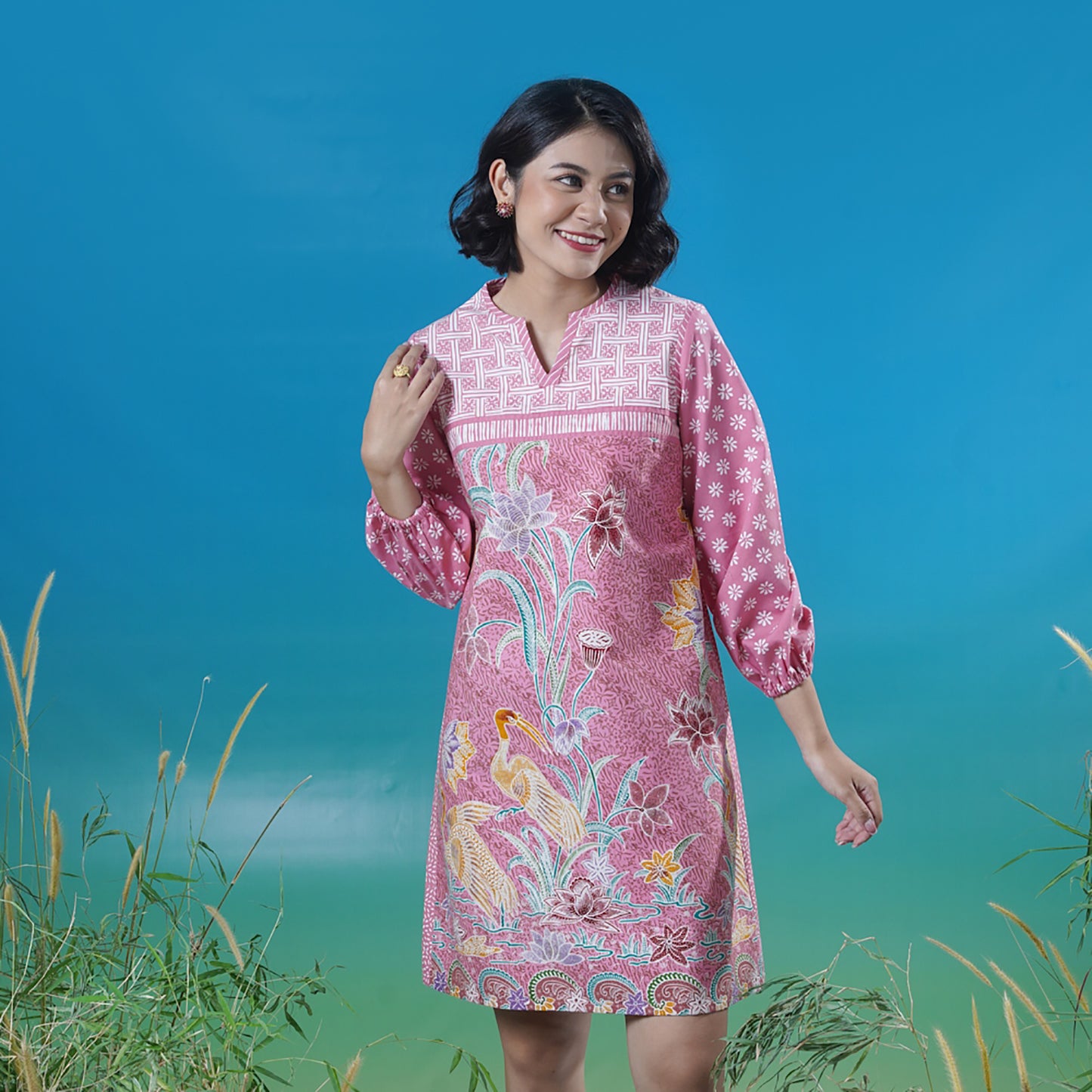 Modern Elegance Nonarara Dress Ambar Encim Contemporary Batik Blouse for Stylish Women in the Workplace, Batik Dress